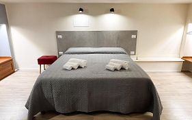 Al 115 Rooms
